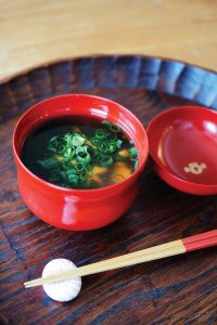 豆腐海藻味噌湯